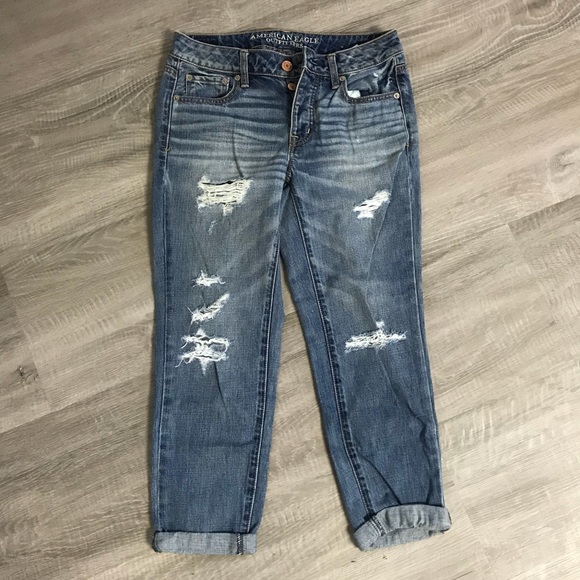 SOLD - AE boyfriend jeans - Picture 3 of 4